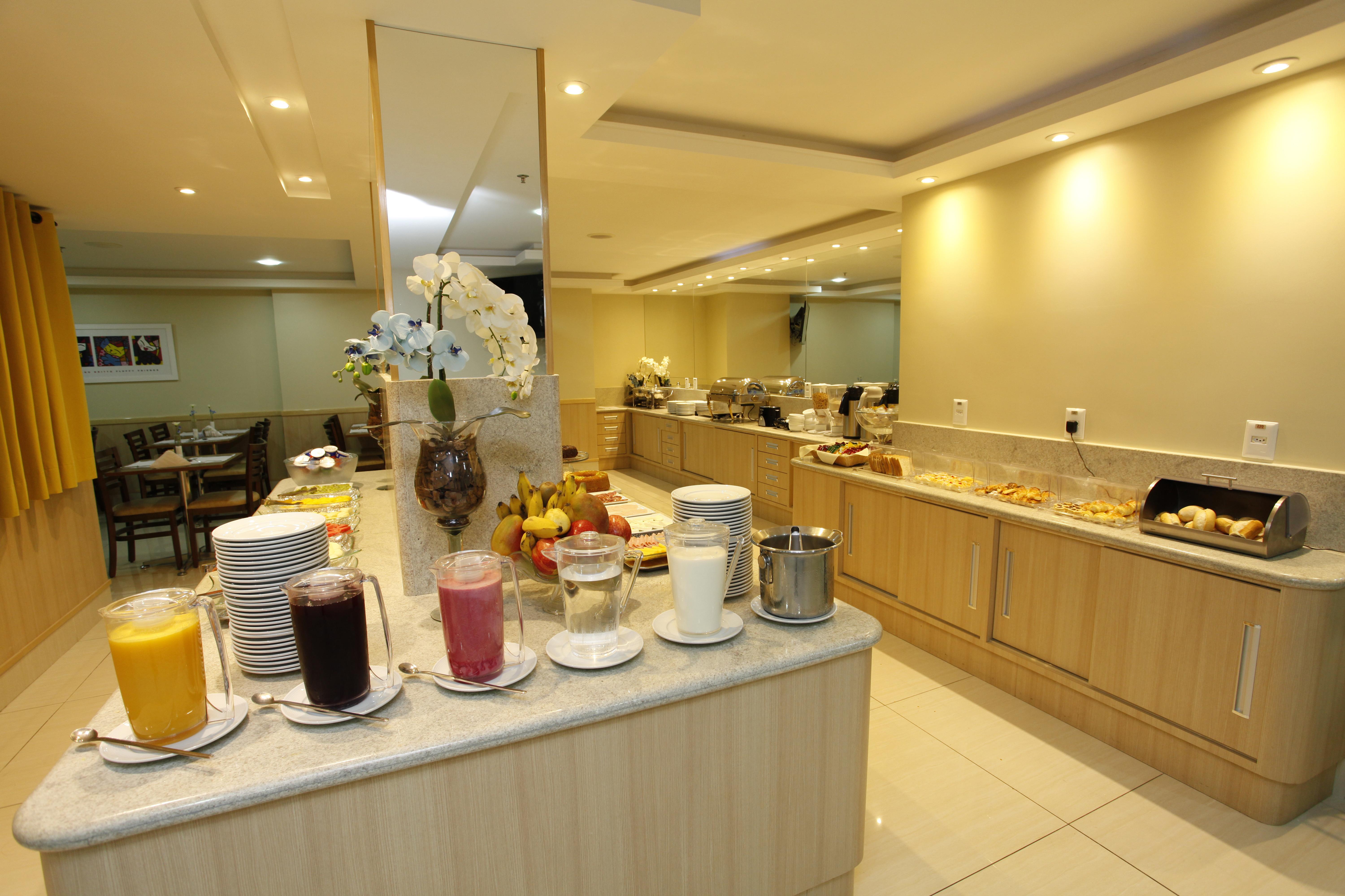 Elegance Hotel