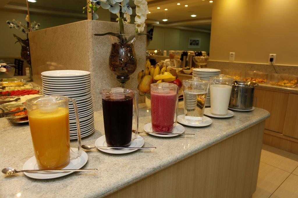 Elegance Hotel